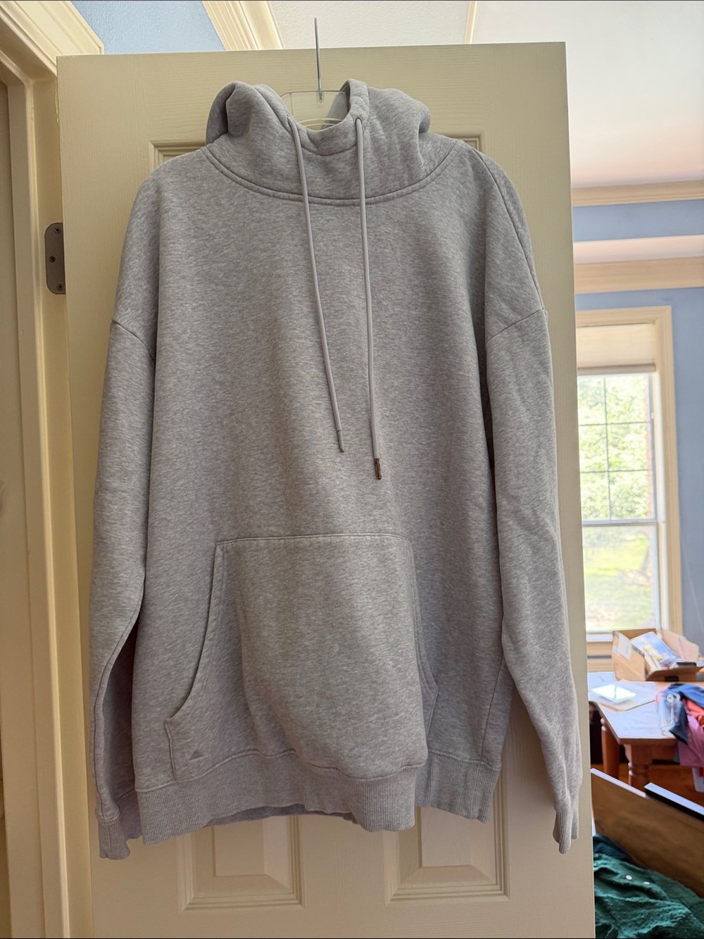 Men's Grey Pullover Hoodie Sweatshirt